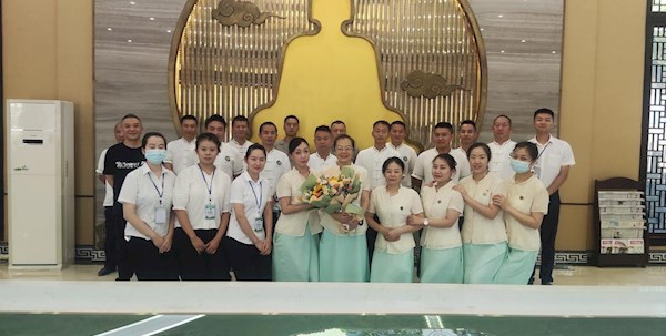 浓浓祝福、依依惜别